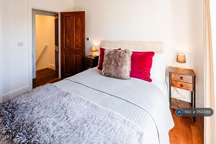 2 Bedroom Flat To Rent In Blatchington Road, Hove, BN3