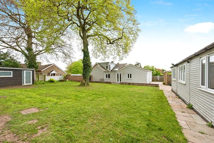5 Bedroom Bungalow For Sale In The Hall Close, Icklingham, Bury St. Edmunds, IP28