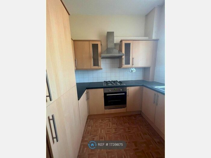 3 Bedroom Maisonette To Rent In Frobisher Street, Hebburn, NE31