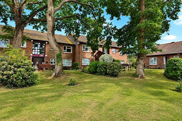 2 Bedroom Apartment For Sale In Halleys Court, Goldsworth Park, Woking, Surrey, GU21