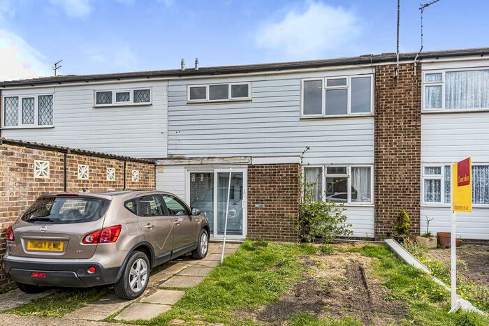 3 Bedroom Terraced House To Rent In Sheriff Close, Aylesbury, HP19