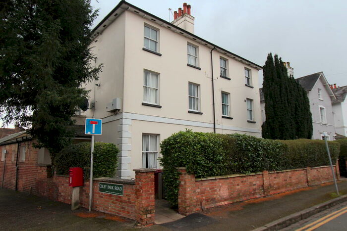 1 Bedroom Flat To Rent In Castle Crescent -, Reading, RG1