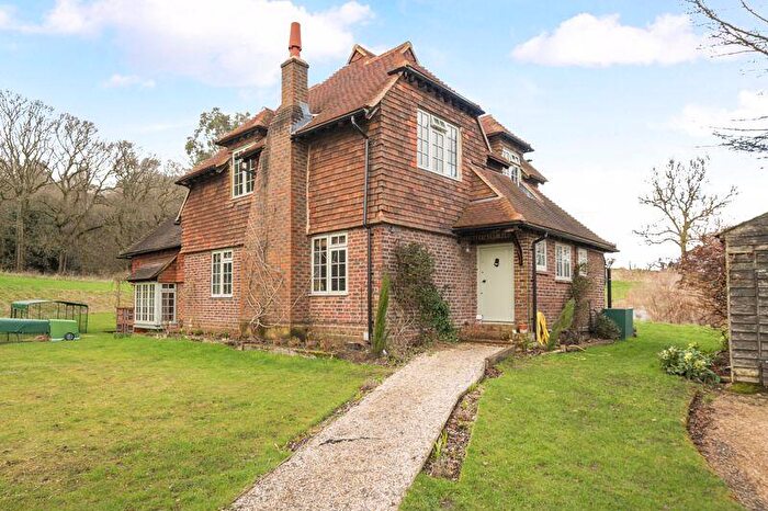 3 Bedroom Detached House To Rent In Gate Street, Guildford, GU5