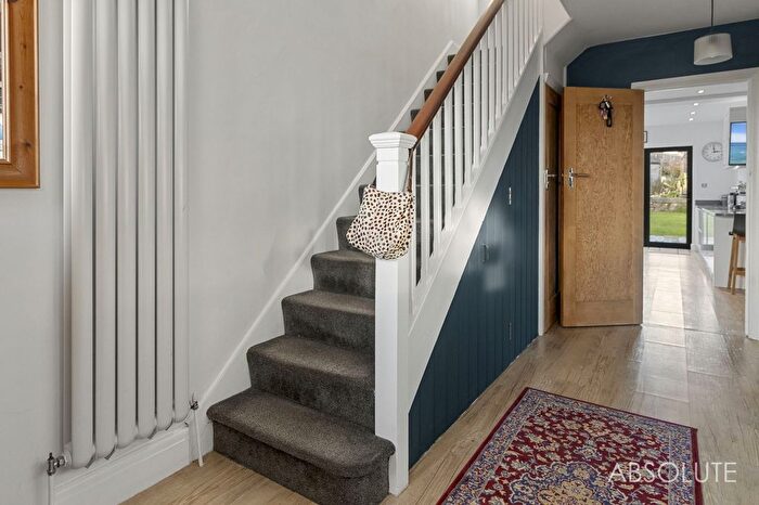 4 Bedroom Detached House For Sale In Upper Headland Park Road, Preston, TQ3