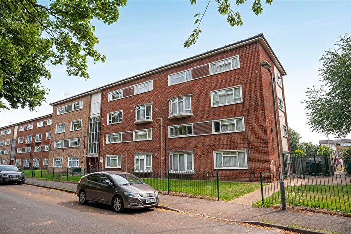 Property To Rent In Wordsworth Way, West Drayton, UB7