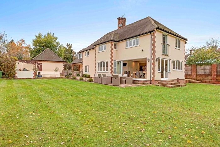 5 Bedroom Detached House For Sale In Village Way, Little Chalfont, HP7
