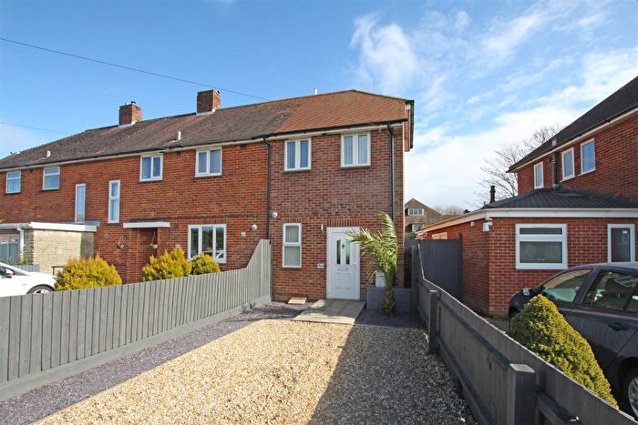 2 Bedroom End Of Terrace House To Rent In Jewell Road, Bournemouth, BH8