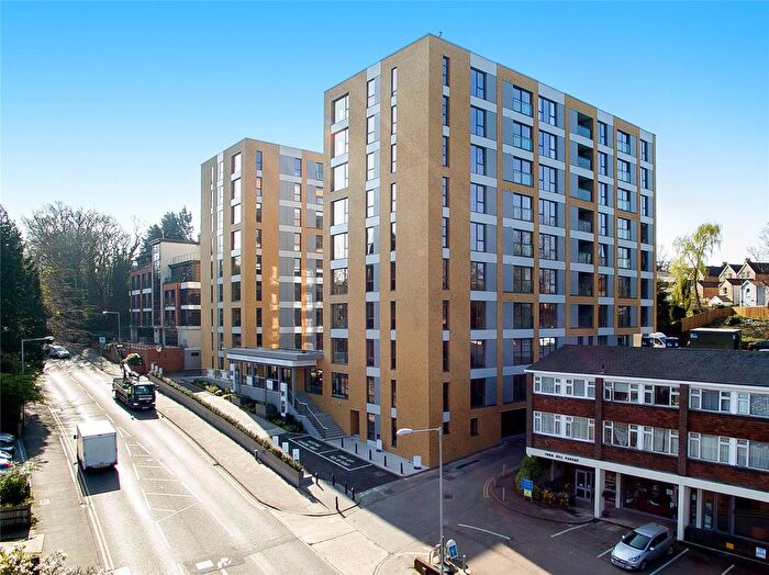 2 Bedroom Flat To Rent In Bourchier Court, London Road, Sevenoaks, Kent, TN13