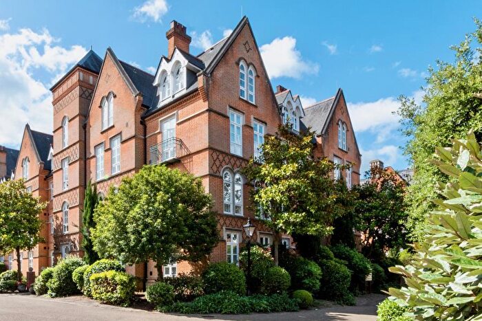 2 Bedroom Flat To Rent In The Grange, Holloway Drive, Virginia Water, GU25