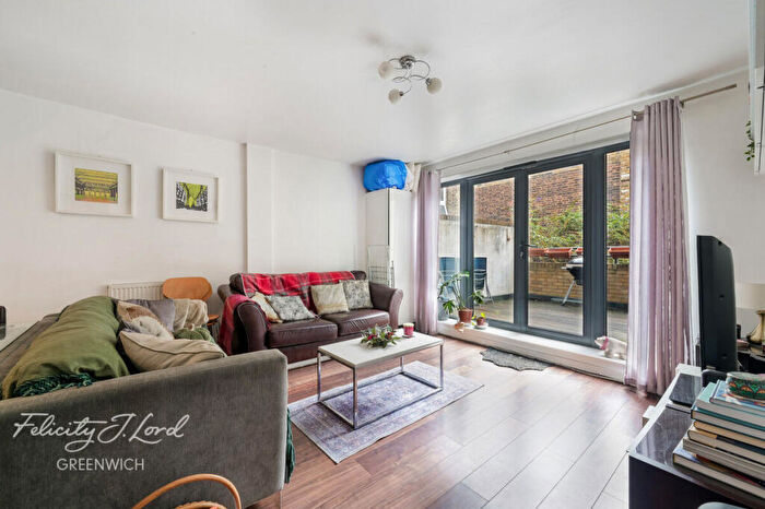 3 Bedroom Apartment To Rent In Lewisham Road, London, SE13