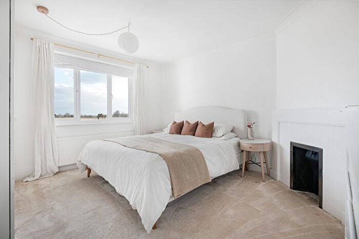 2 Bedroom Flat To Rent In Chester Place, Green Lane, Northwood, Greater London, HA6