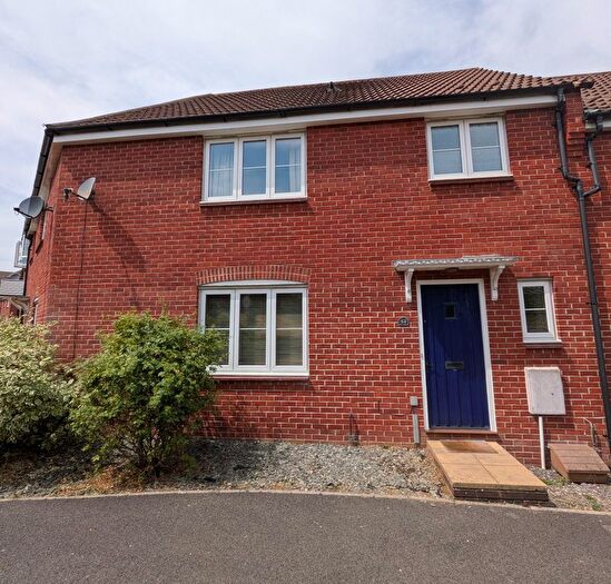 3 Bedroom Terraced House To Rent In Biddlesden Road, Yeovil, BA21