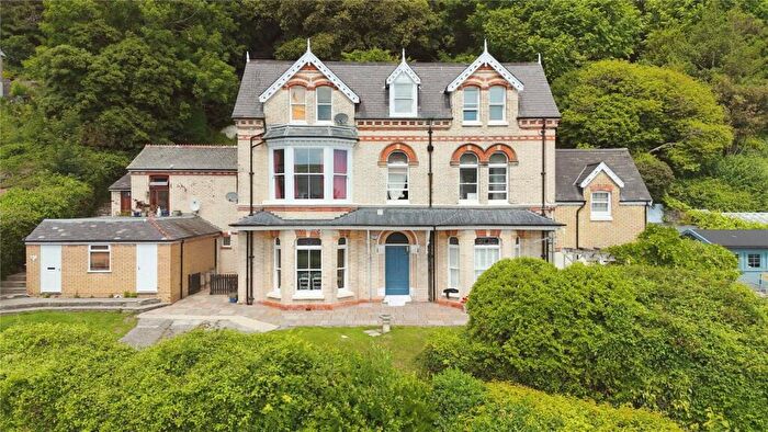 4 Bedroom Apartment For Sale In Ilfracombe, Devon, EX34