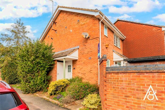 1 Bedroom End Of Terrace House To Rent In Ackerman Close, Buckingham, MK18