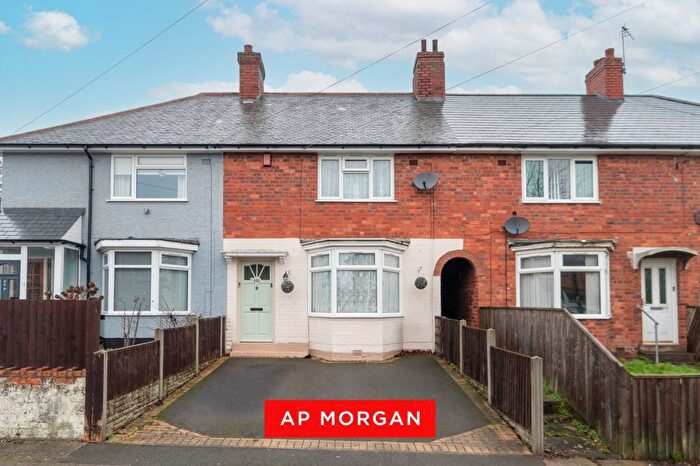 3 Bedroom Terraced House For Sale In Gospel Lane, Birmingham, West Midlands, B27