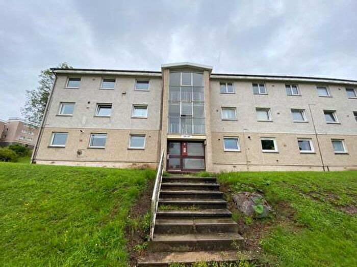 3 Bedroom Flat To Rent In Westwood Hill, East Kilbride, G75
