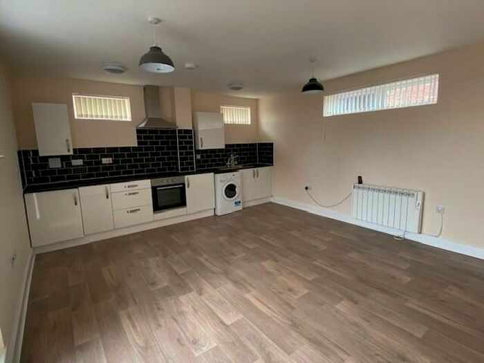 1 Bedroom Flat To Rent In Stoke Road, Gosport, Hampshire, PO12