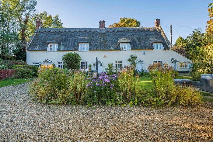 4 Bedroom Farmhouse For Sale In Newmarket Road, Norwich, NR4