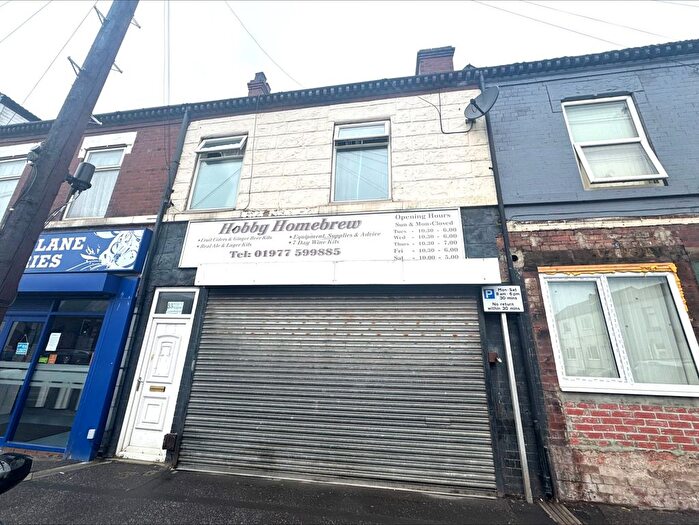 1 Bedroom Flat To Rent In Station Lane, Featherstone, Wakefield, WF7