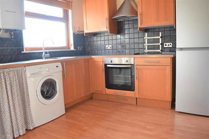 2 Bedroom Town House For Sale In Lickley Street, Ripon, HG4