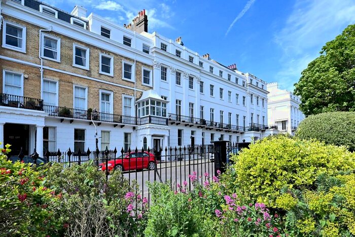 4 Bedroom Flat To Rent In Sussex Square, Brighton, BN2