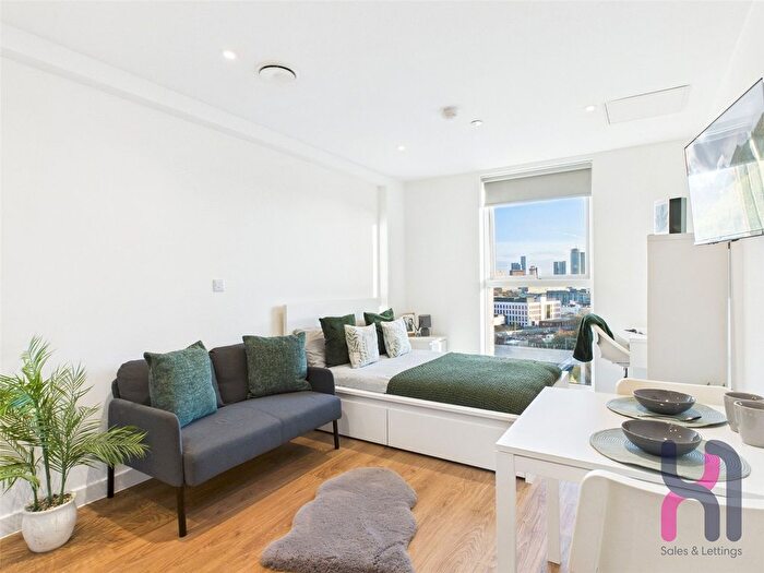 Studio To Rent In Cheltenham Place, Frederick Road, Salford, M6