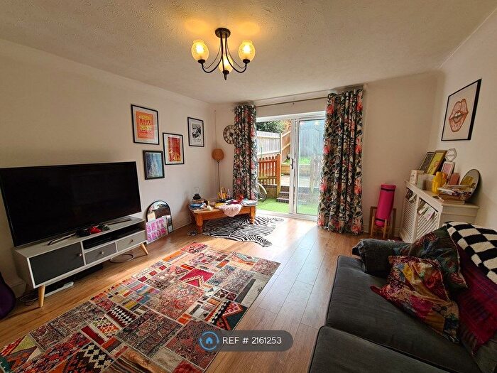 2 Bedroom Terraced House To Rent In Thornbush Crescent, Portslade, Brighton, BN41