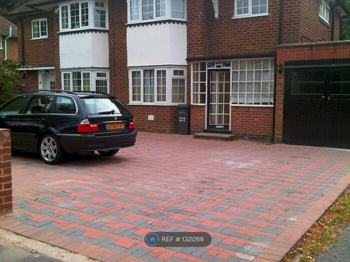 3 Bedroom Semi-Detached House To Rent In Highwood Avenue, Solihull B92