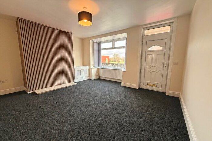 3 Bedroom Property To Rent In Briggs Avenue, Castleford, WF10