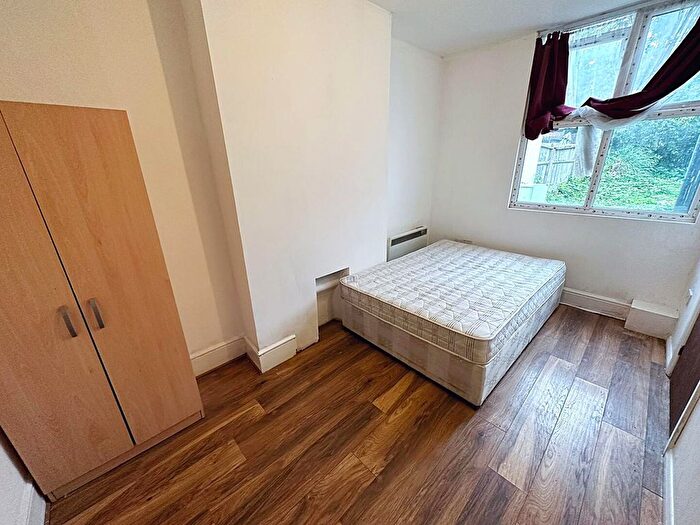 Property To Rent In Parchmore Road, Thornton Heath, CR7