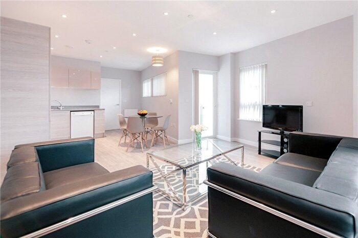 2 Bedroom Flat To Rent In Wandle Road, Croydon, CR0