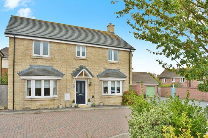 4 Bedroom Detached House For Sale In Kilby Crescent, St Andrews Ridge, Swindon, SN25