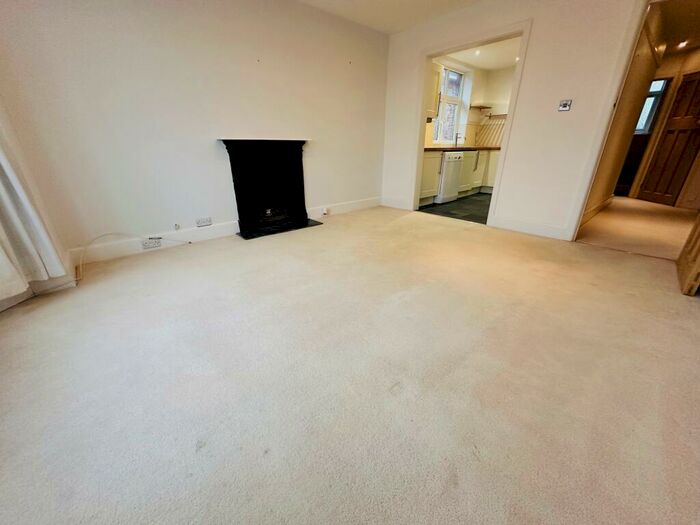 2 Bedroom Flat To Rent In Norton Road, Bournemouth, BH9