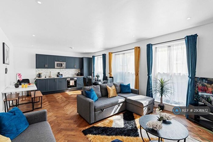 2 Bedroom Flat To Rent In Clarence Yard, Brighton, BN1