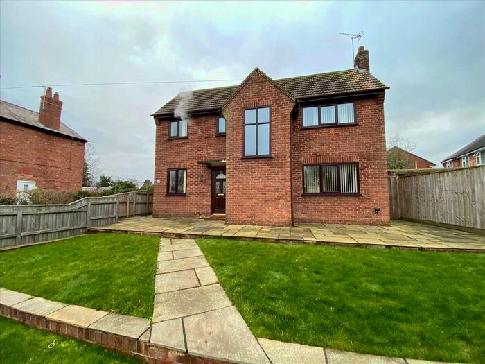 3 Bedroom Detached House To Rent In Vale Road, Whitby, Ellesmere Port CH65