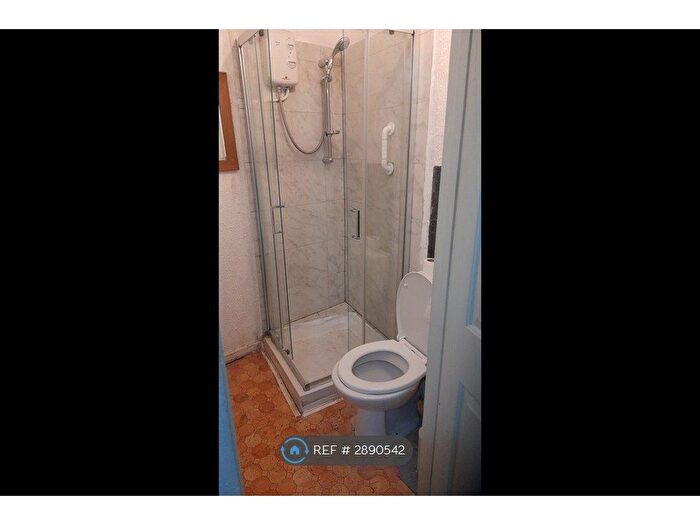 Studio To Rent In London, London, N22
