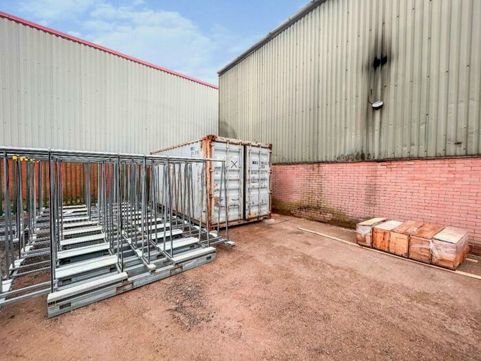 1 Bedroom Detached House To Rent In Storage Container, Halesowen, B63