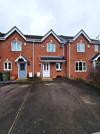 2 Bedroom Town House To Rent In North Street, Langley Mill, Nottingham, Derbyshire, NG16