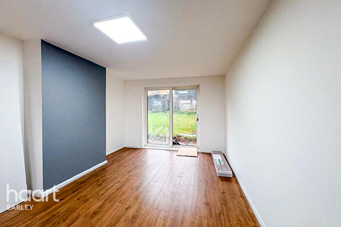 3 Bedroom Detached House To Rent In Glebe Road, Reading, RG8