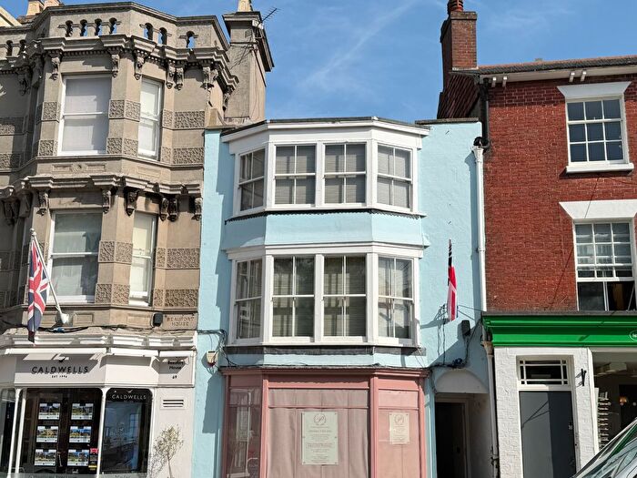 3 Bedroom Maisonette For Sale In High Street, Lymington, SO41