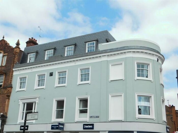 2 Bedroom Flat To Rent In Claremont Road, Surbiton, KT6