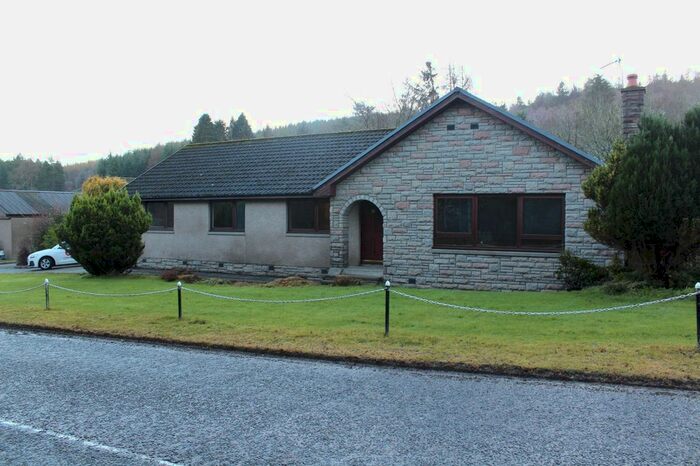 4 Bedroom Detached Bungalow To Rent In Corner Cottage, Tillyfourie, Aberdeenshire, AB51