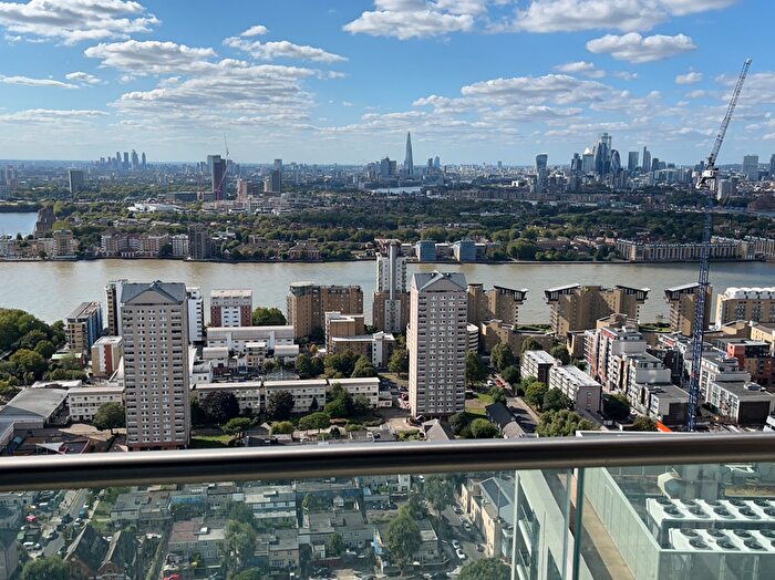 1 Bedroom Flat To Rent In Harbour Way, London, E14