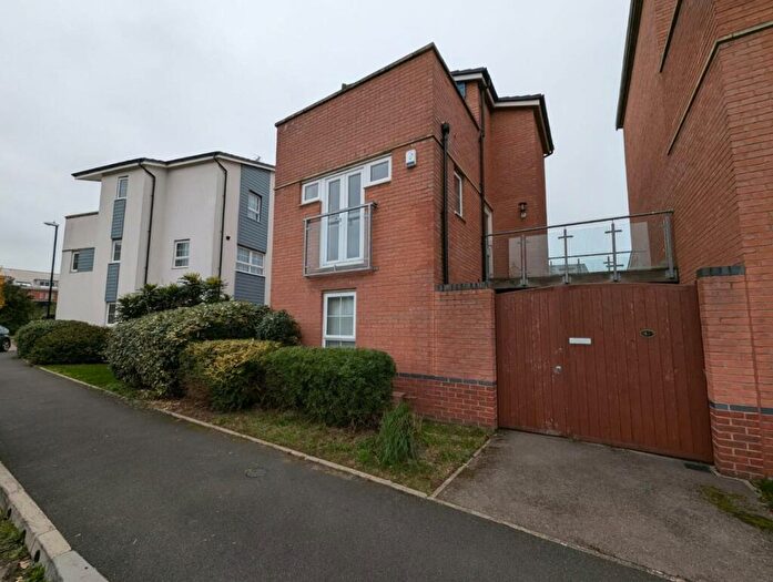 3 Bedroom Detached House To Rent In The Moorings, Coventry, CV1