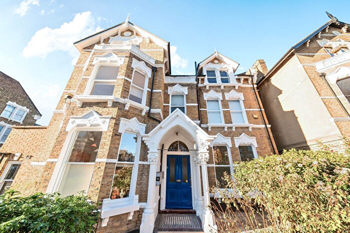 1 Bedroom Flat For Sale In Tressillian Road, Brockley, London, SE4