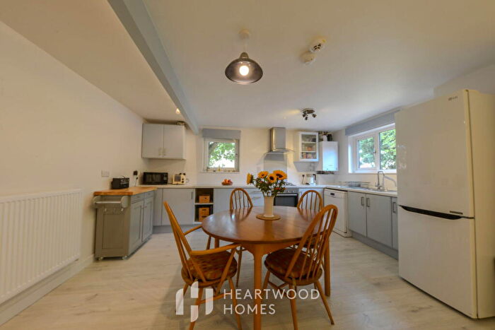 4 Bedroom End Of Terrace House For Sale In Boling Brook, St. Albans, AL4