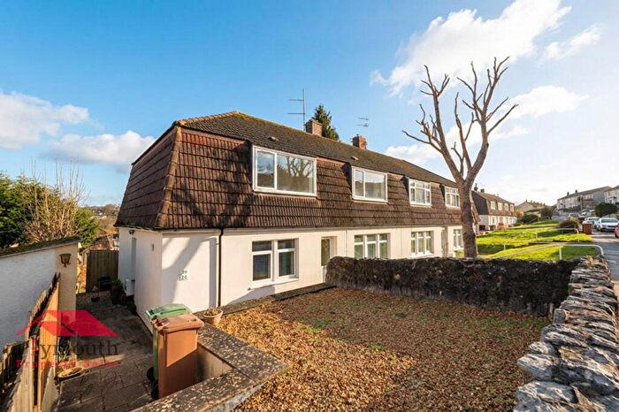 2 Bedroom Flat For Sale In Drayton Road, Plymouth, PL5