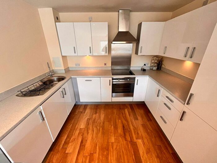 1 Bedroom Flat To Rent In Quayside, Cardiff Bay, CF10