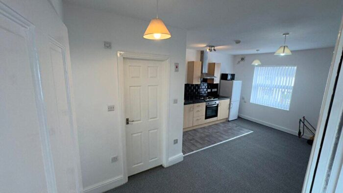 1 Bedroom Apartment To Rent In Flat, Harehills Lane, Harehills, Leeds, LS9
