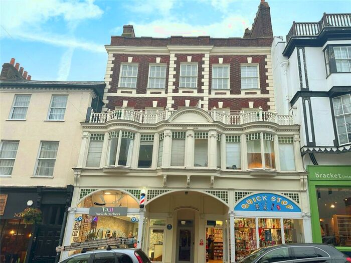 1 Bedroom Flat To Rent In Fore Street, Exeter, Devon, EX4